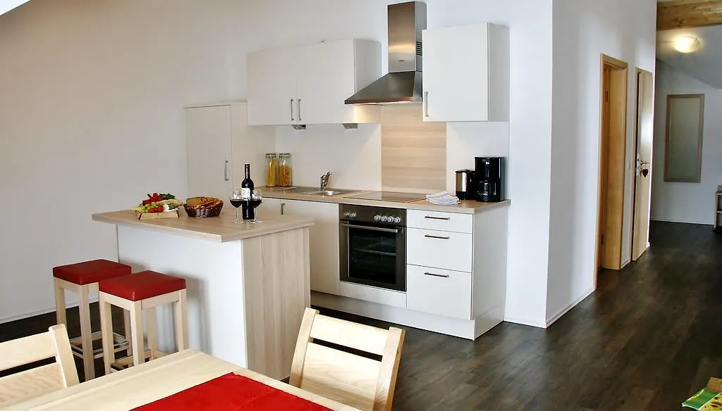 Seehotel Und Appartements Schnoeller Rieden am Forggensee
