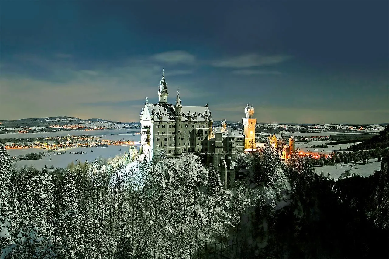 ***** Hotel Seehotel Und Appartements Schnoeller Rieden am Forggensee Germany