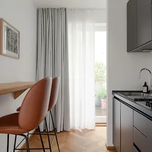 Apartment August The Boardinghouse 