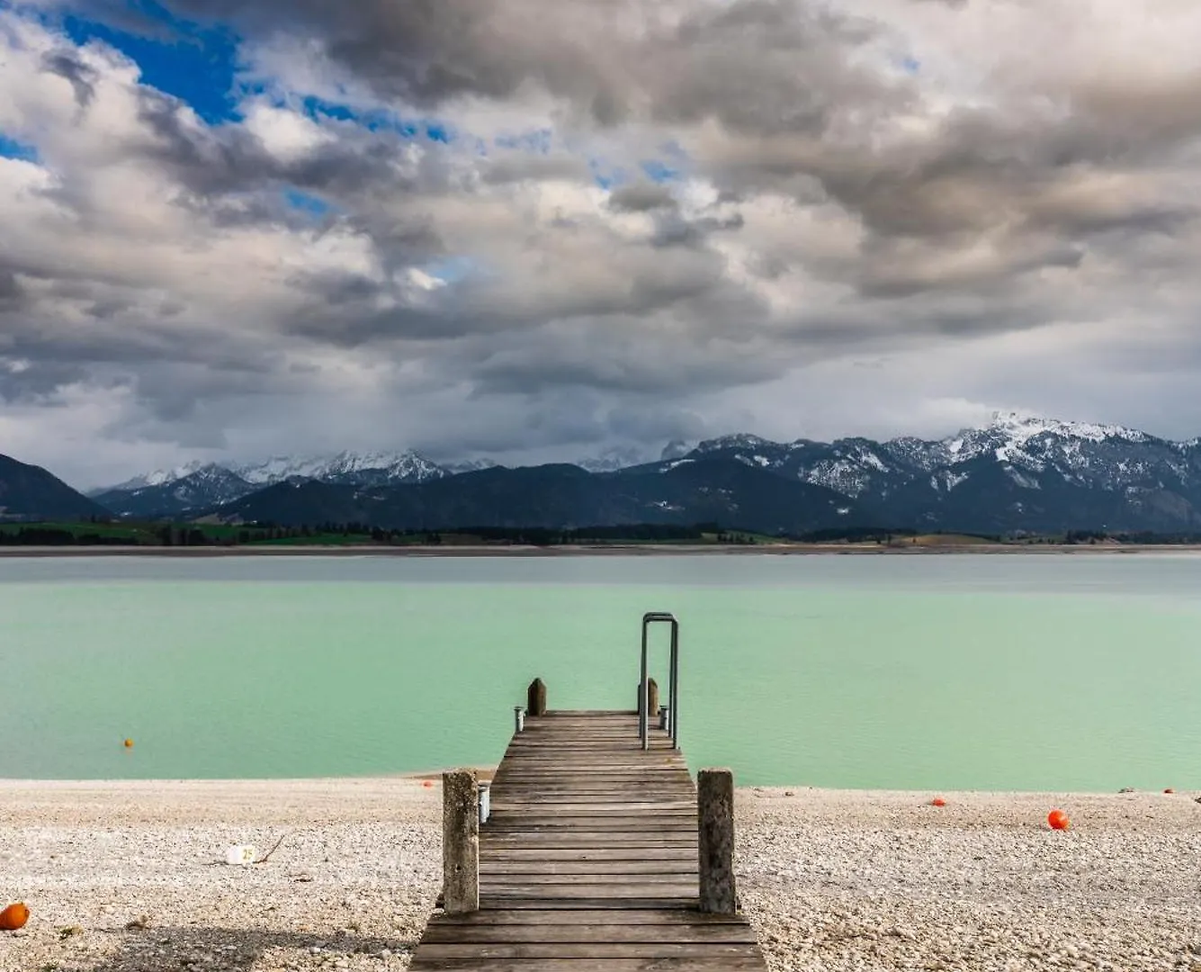 Seehotel Und Appartements Schnoeller Rieden am Forggensee Hotel