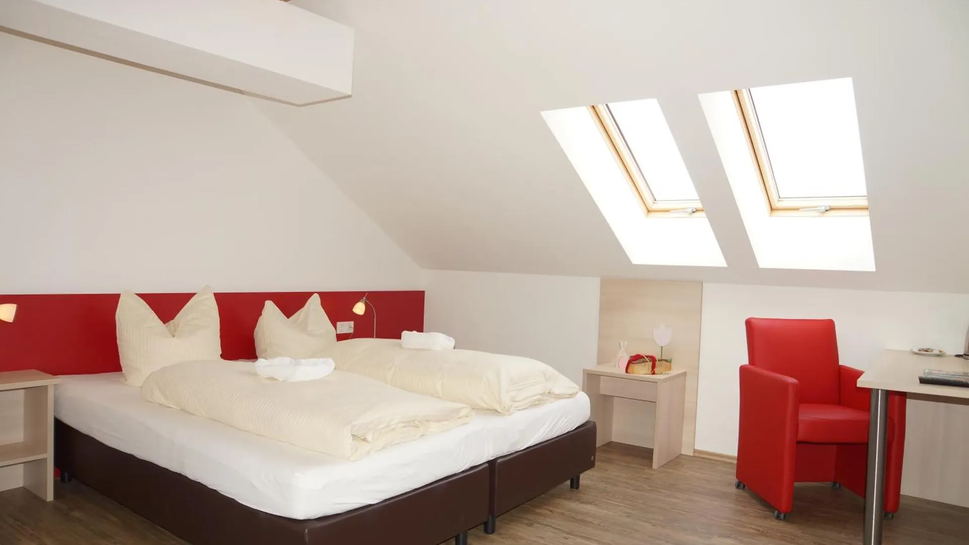 Hotel Seehotel Und Appartements Schnoeller Rieden am Forggensee