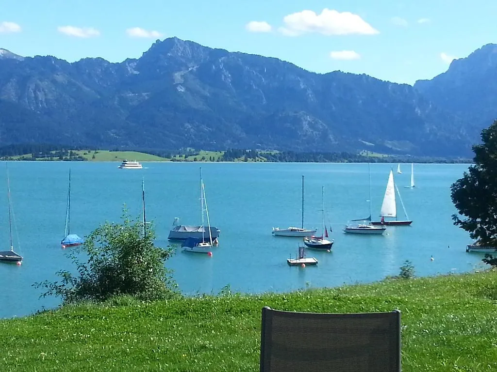 Seehotel Und Appartements Schnoeller Rieden am Forggensee Hotel