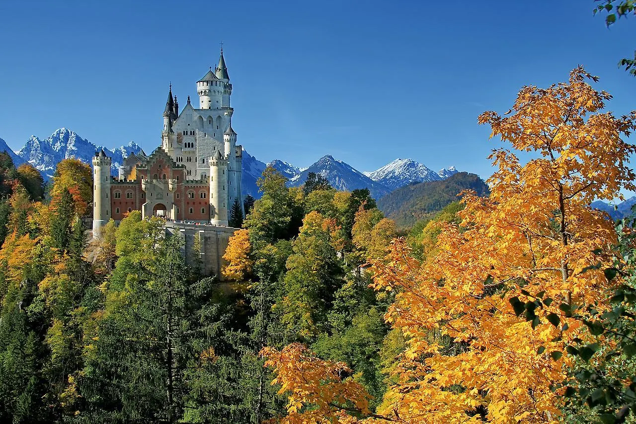 Seehotel Und Appartements Schnoeller Rieden am Forggensee Germany